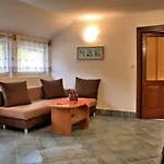 Pod Krokwia Resort *